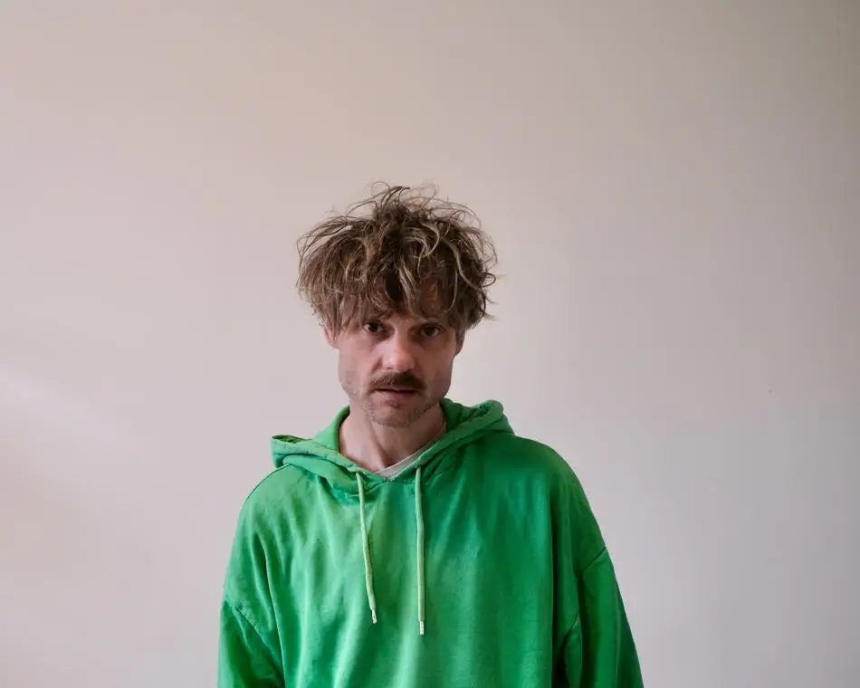 whs